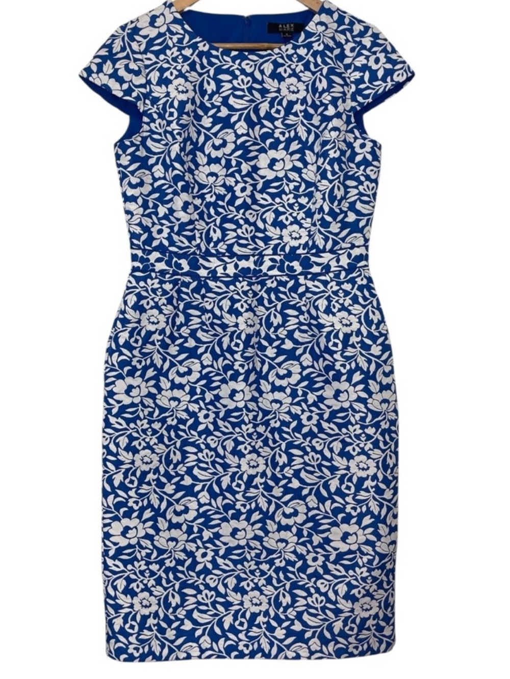 Alex Marie Blue White Floral Jacquard Sheath Dress Size 6